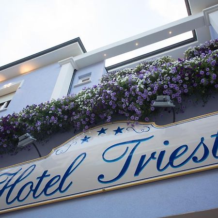Hotel Trieste Cesenatico Extérieur photo