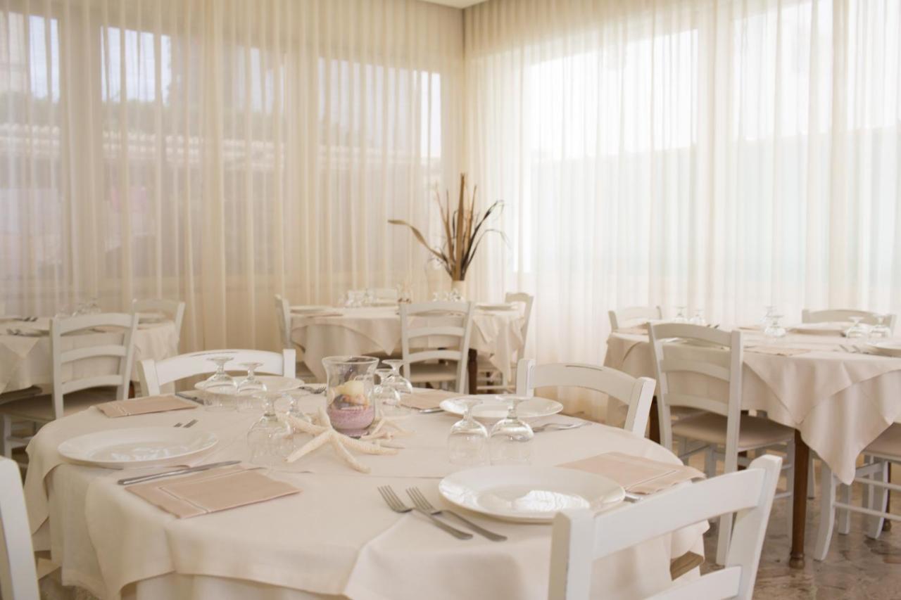 Hotel Trieste Cesenatico Extérieur photo