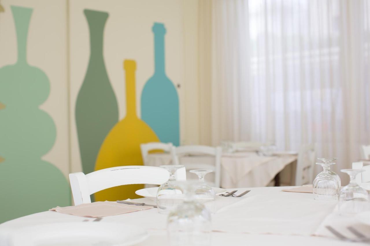 Hotel Trieste Cesenatico Extérieur photo