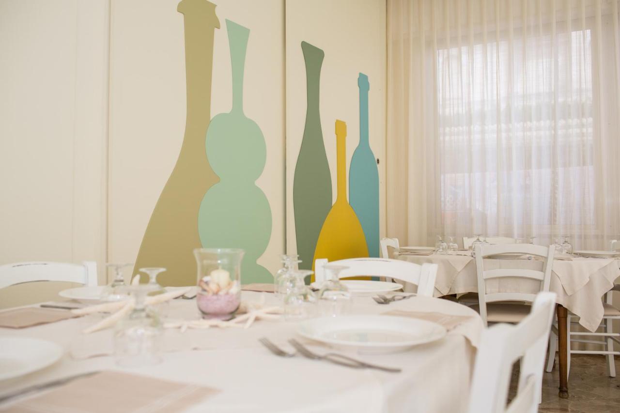 Hotel Trieste Cesenatico Extérieur photo